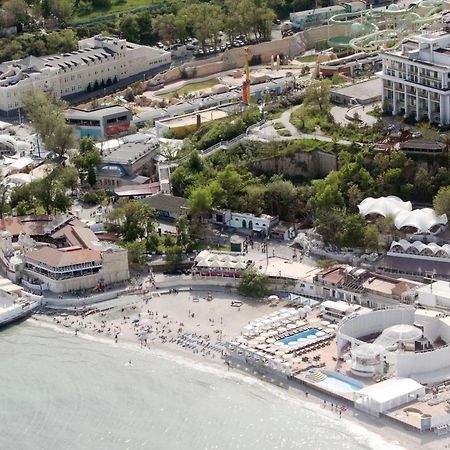 Аркадия Студия С Балконом Частичный Вид Моря Первая Линия От Моря Oldenburg Bagian luar foto