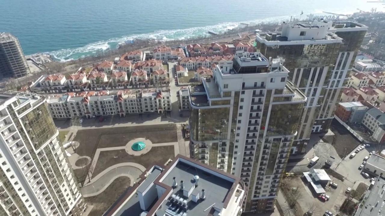Аркадия Студия С Балконом Частичный Вид Моря Первая Линия От Моря Oldenburg Bagian luar foto